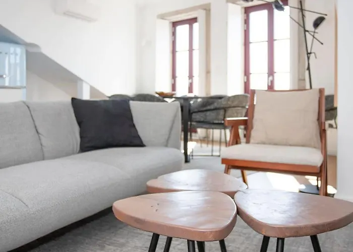 Liiiving In - Ribeira Vintage View Apartament