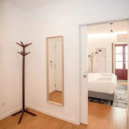 Apartment Liiiving In - Ribeira Vintage View Porto
