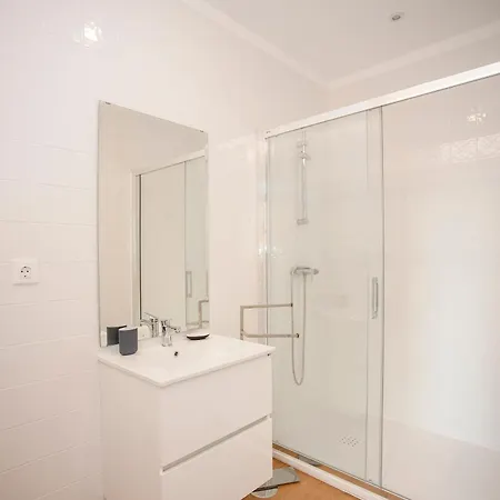 Liiiving In - Ribeira Vintage View Apartamento *