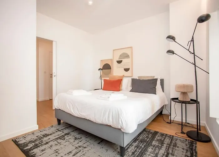 Liiiving In - Ribeira Vintage View 포르투