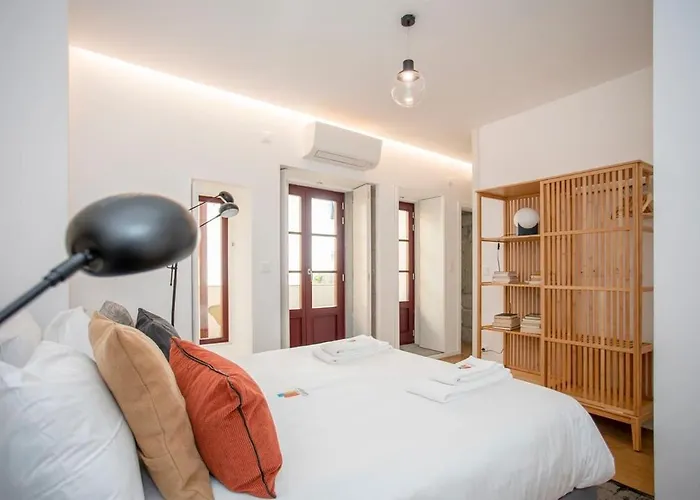 Liiiving In - Ribeira Vintage View * 포르투