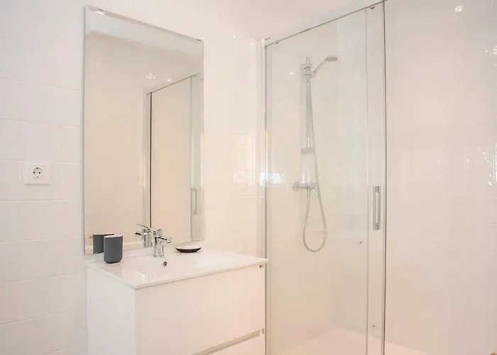 아파트 Liiiving In - Ribeira Vintage View 포르투