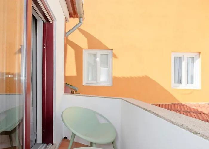 Liiiving In - Ribeira Vintage View 포르투