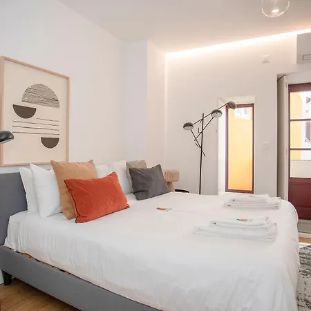 Liiiving In - Ribeira Vintage View Appartement Porto